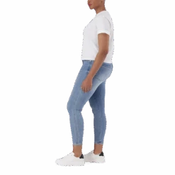 KITTY BOXY LOGO TEE WHITE -Steve Madden Store SMT223 KITTY BOXY LOGO TEE WHITE 4